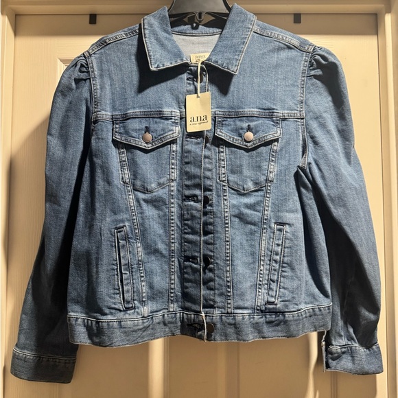 a.n.a Jackets & Blazers - NWT a.n.a Women's Classic Blue Jean Jacket Size XL